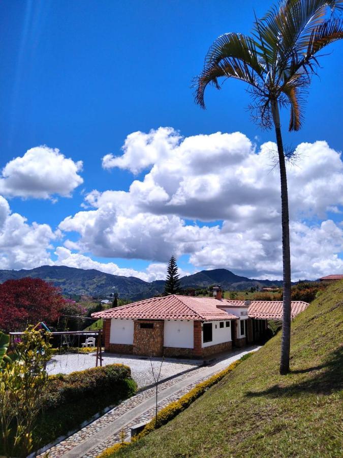 Casa Campestre Montecarlo Guatape- Desayuno A Pareja Holiday home Guatape