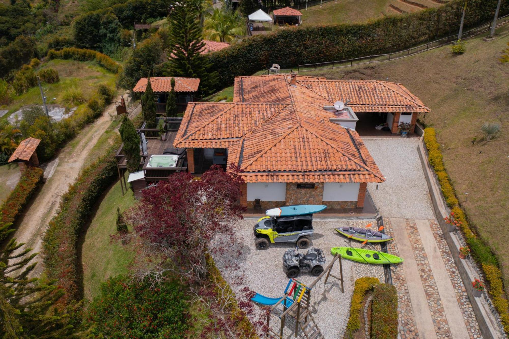 Holiday home Casa Campestre Montecarlo Guatape- Desayuno A Pareja